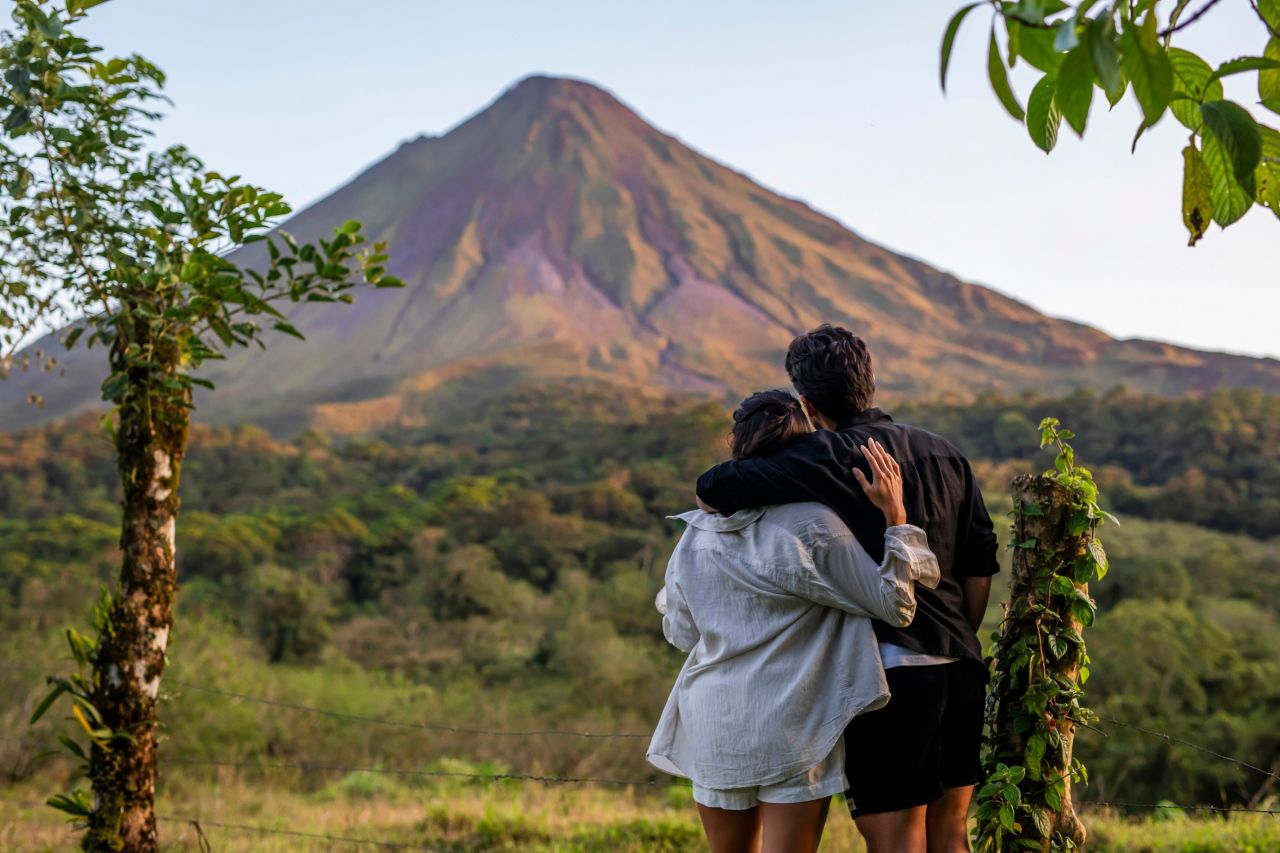 Couple at the Hotel Arenal Kioro Suites & Spa